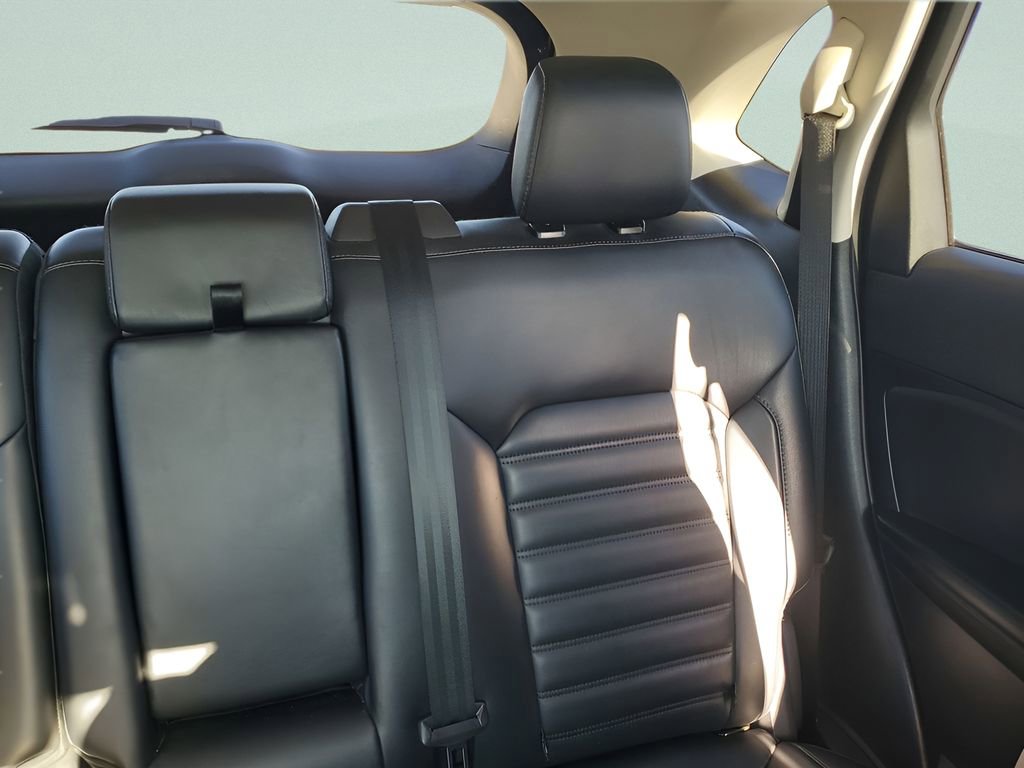 Used 2024 Ford Edge SEL image 14