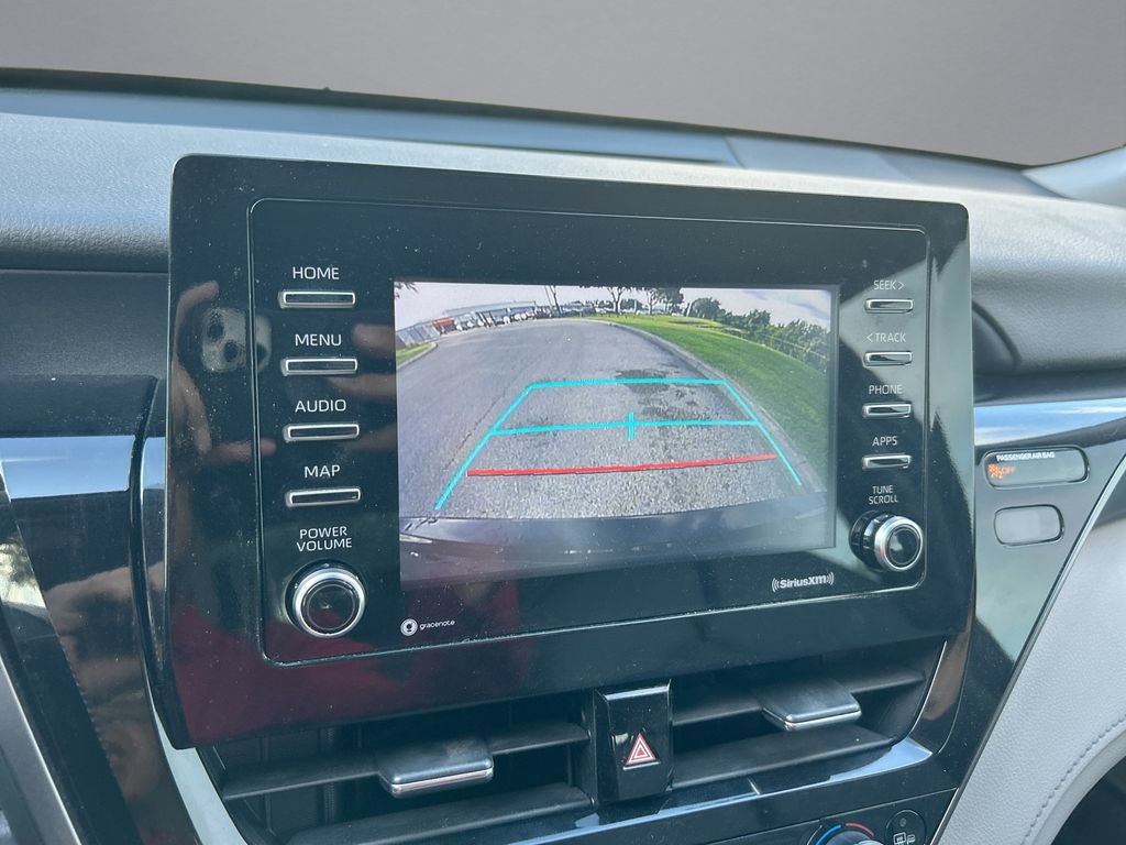 Used 2023 Toyota Camry SE FWD image 23