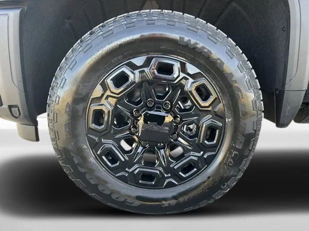 New 2026 GMC Sierra 3500 Denali w/ Technology Package image 39