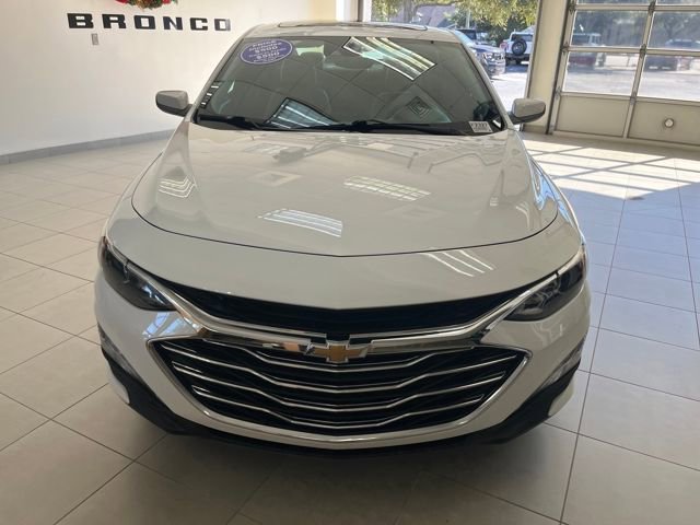 Used 2024 Chevrolet Malibu LT image 2