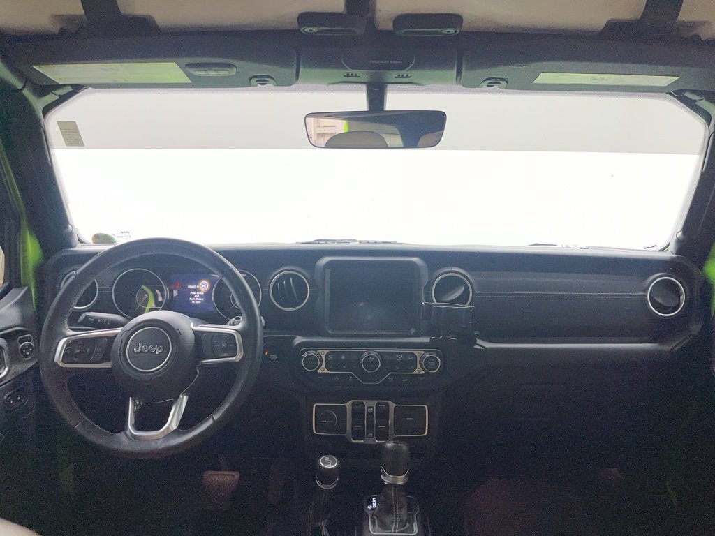 Used 2018 Jeep Wrangler Unlimited Sahara image 8