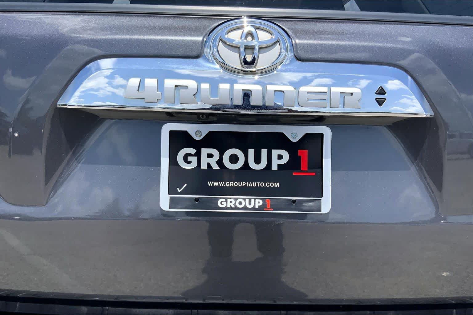 Used 2021 Toyota 4Runner Limited AWD/4WD image 18