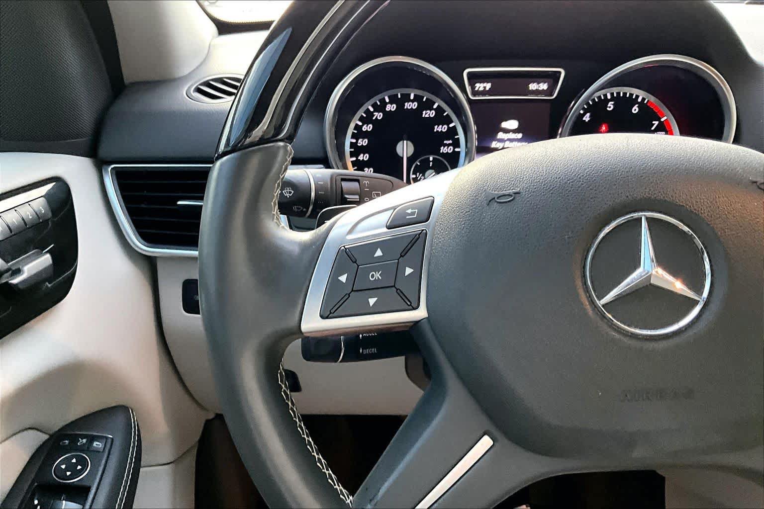 Used 2015 Mercedes-Benz ML 350 2WD image 23