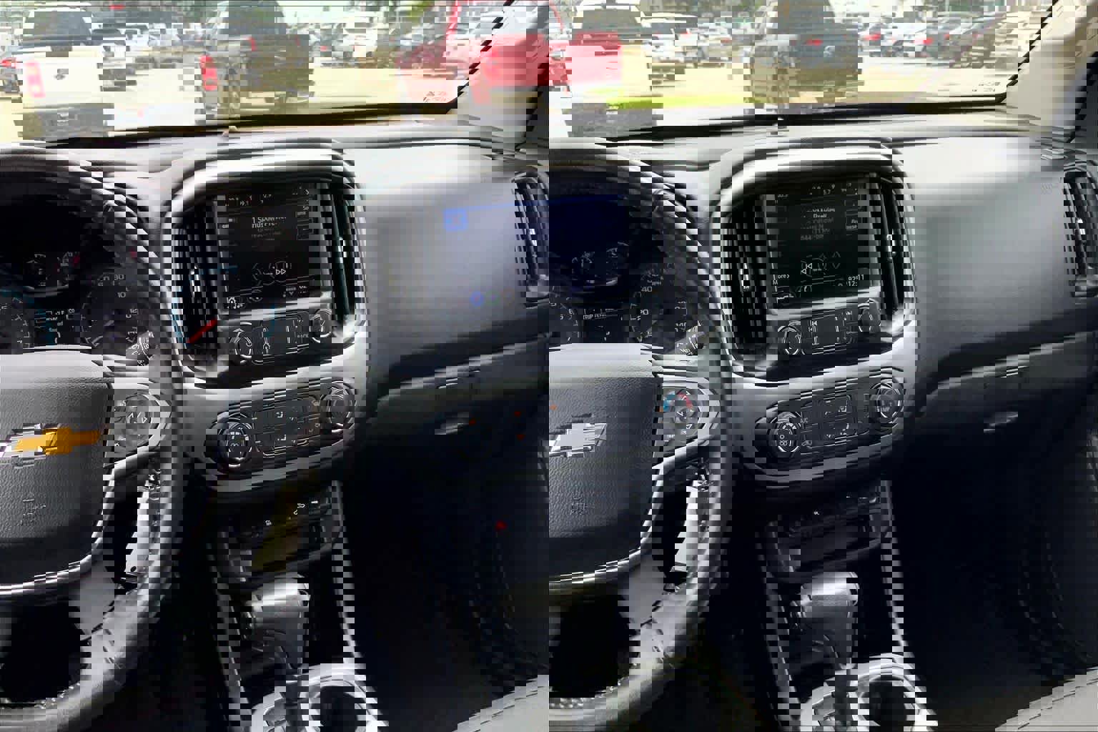 Used 2021 Chevrolet Colorado LT image 7