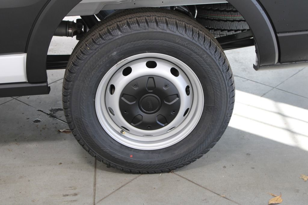 New 2026 Ford Transit 250 148 Medium Roof w/ Load Area Protection Package image 20