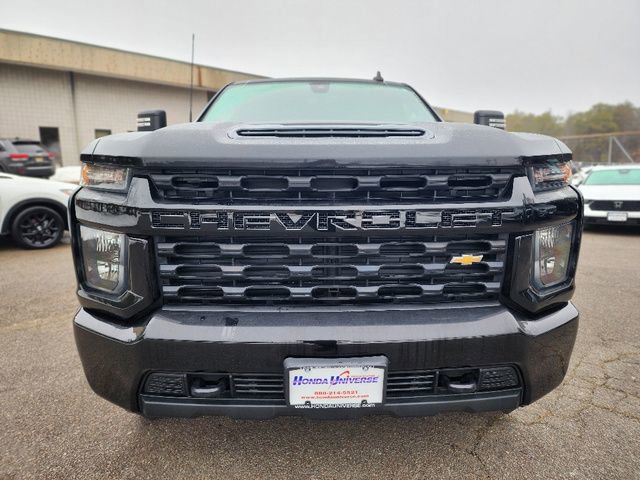 Used 2020 Chevrolet Silverado 2500 Custom w/ Custom Value Package image 8