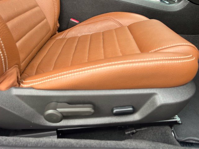 Used 2011 Ford Mustang GT Premium RWD image 13
