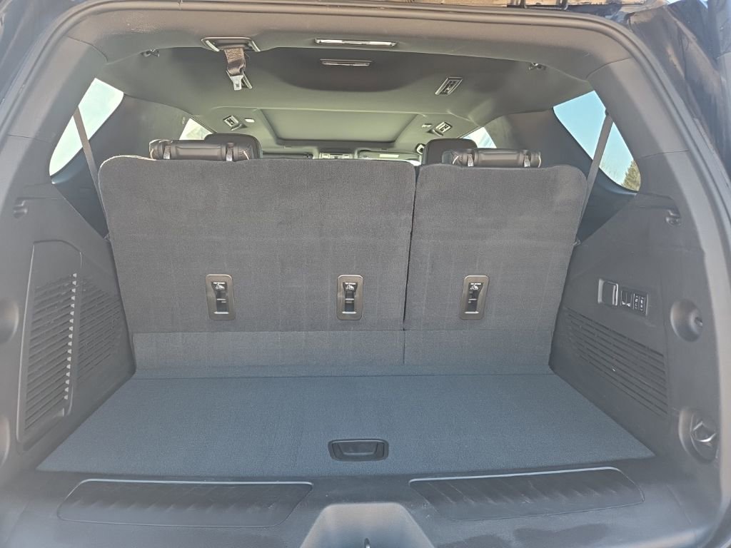 Used 2021 GMC Yukon SLT w/ SLT Luxury Plus Package image 14