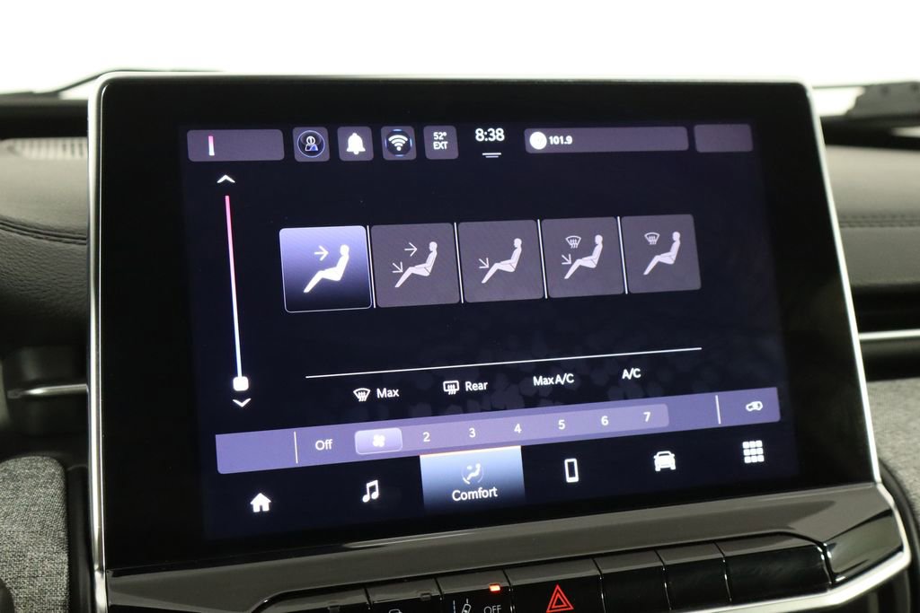 Used 2024 Jeep Compass Sport AWD/4WD image 32