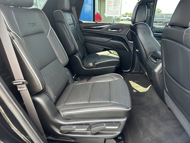 Used 2023 Cadillac Escalade Sport image 12