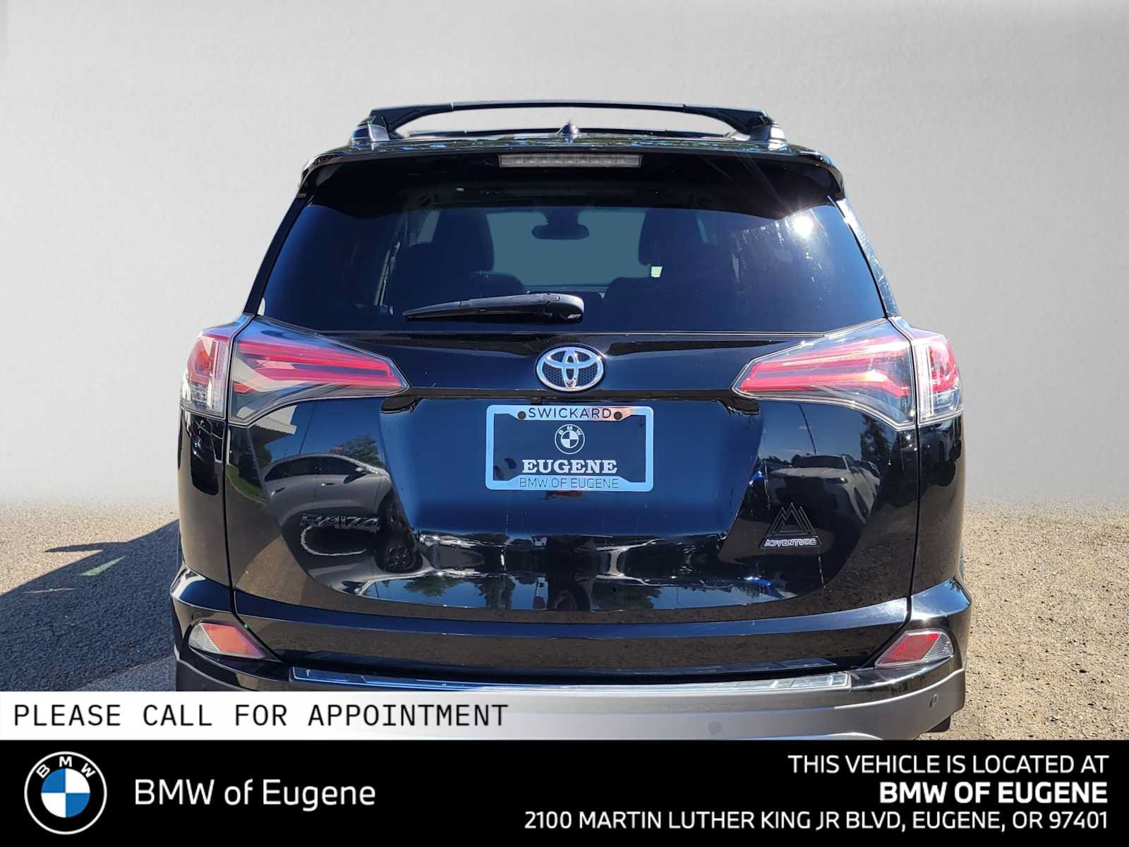 Used 2018 Toyota RAV4 Adventure AWD/4WD image 4