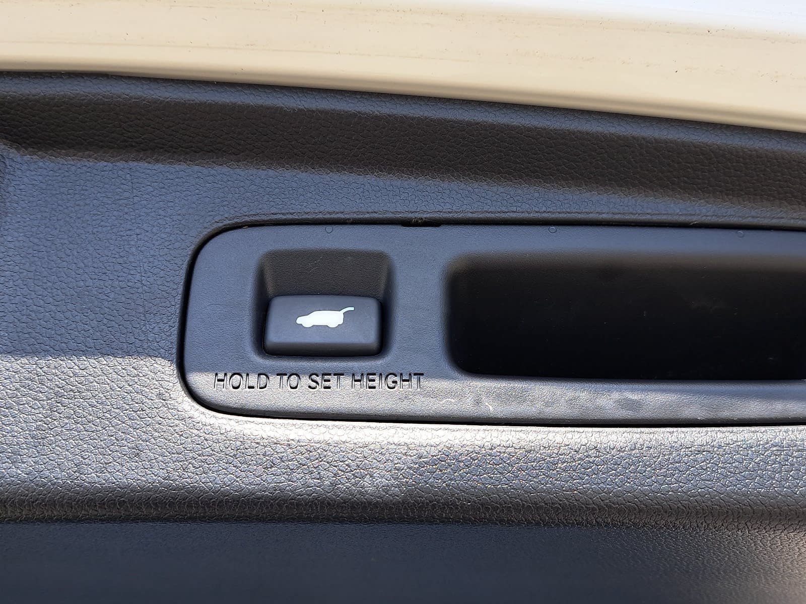 Used 2024 Honda CR-V Sport Touring image 14