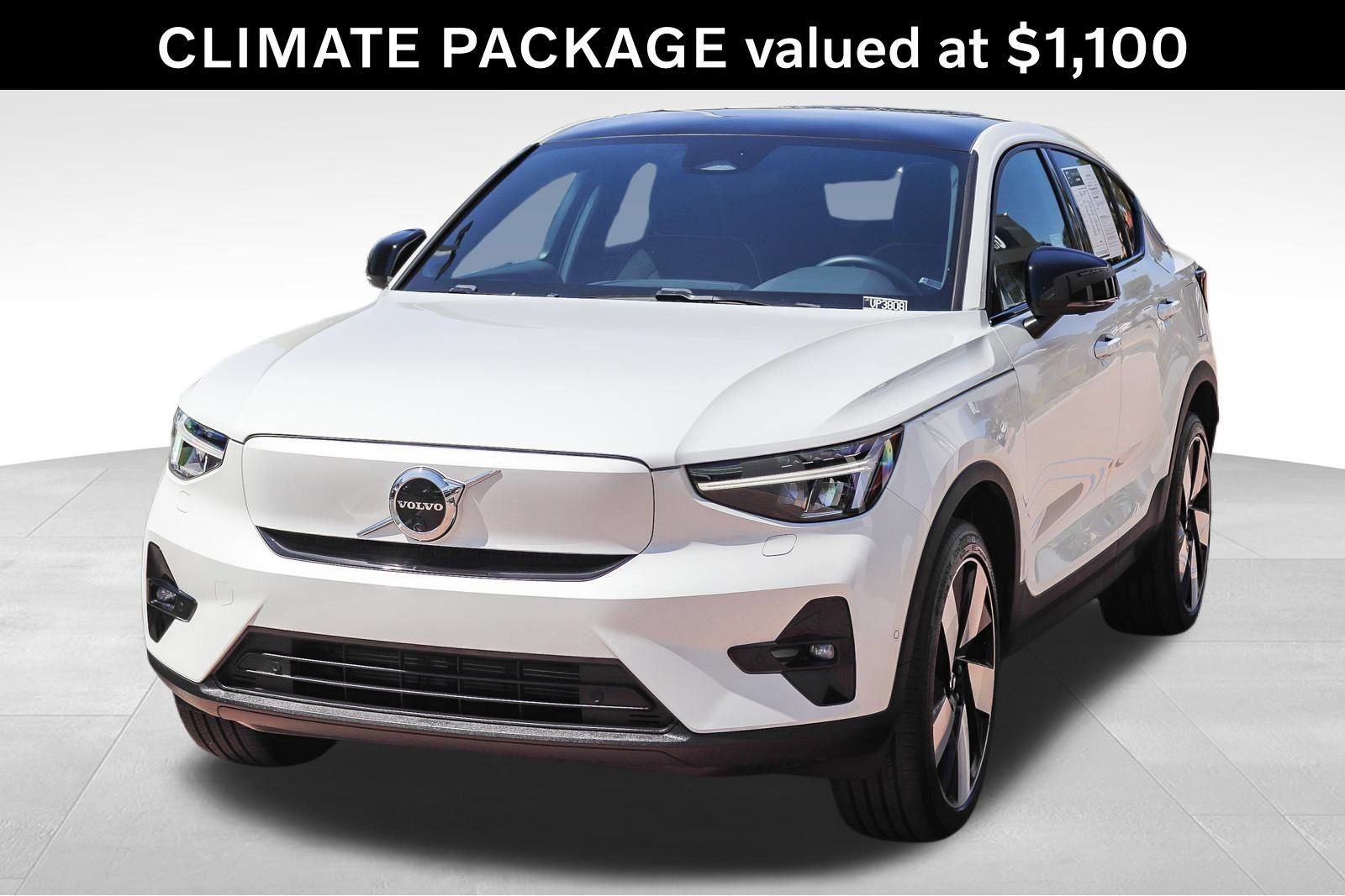 Used 2023 Volvo C40 P8 Recharge Plus w/ Climate Package AWD/4WD image 3