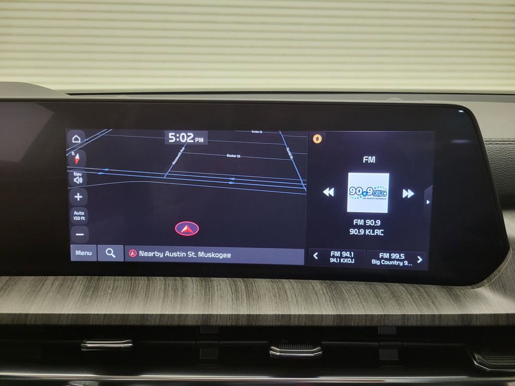 Used 2024 Kia Telluride SX Prestige w/ Towing Package image 14