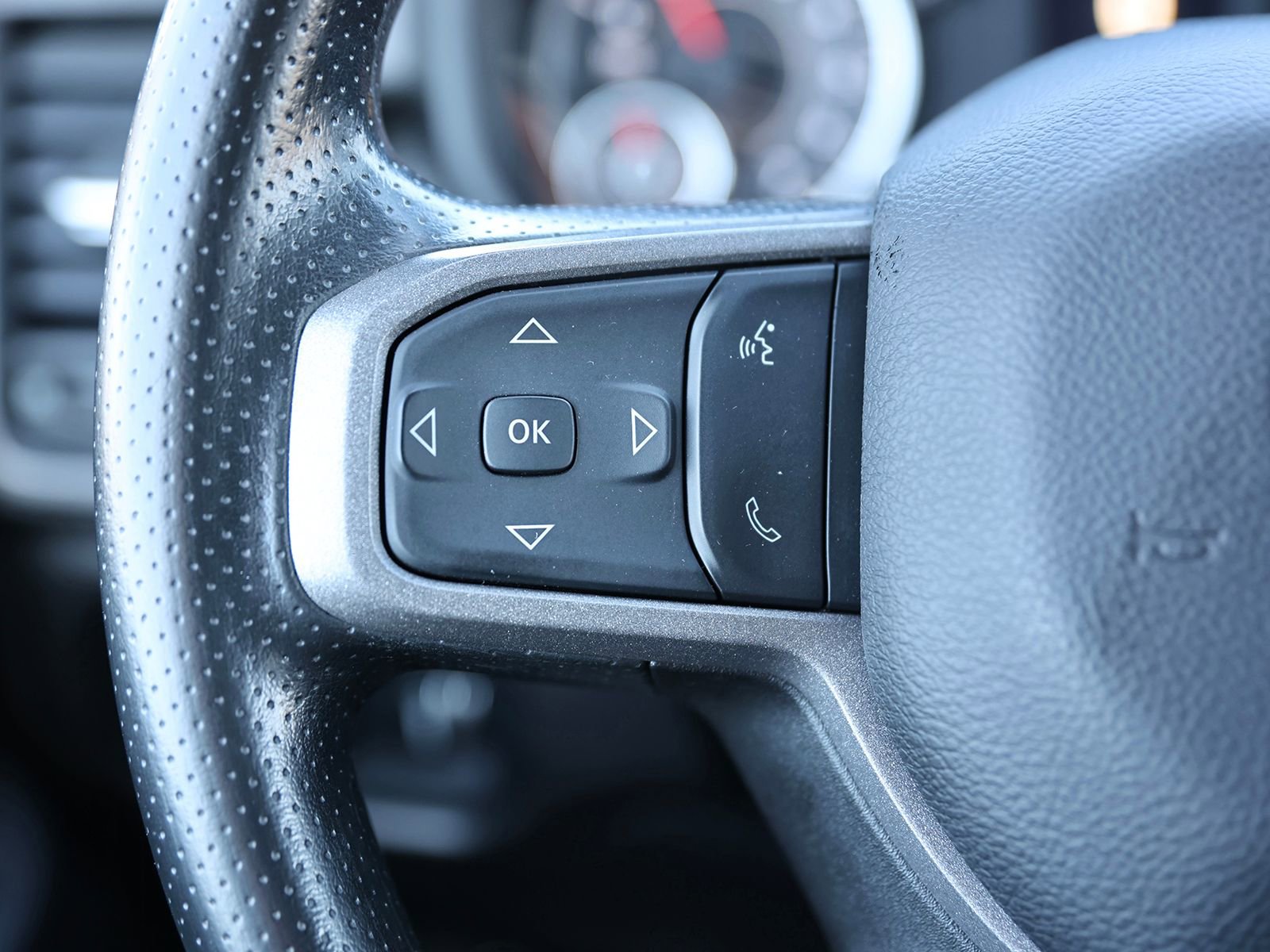 Used 2024 RAM 2500 Tradesman w/ Chrome Appearance Group image 36