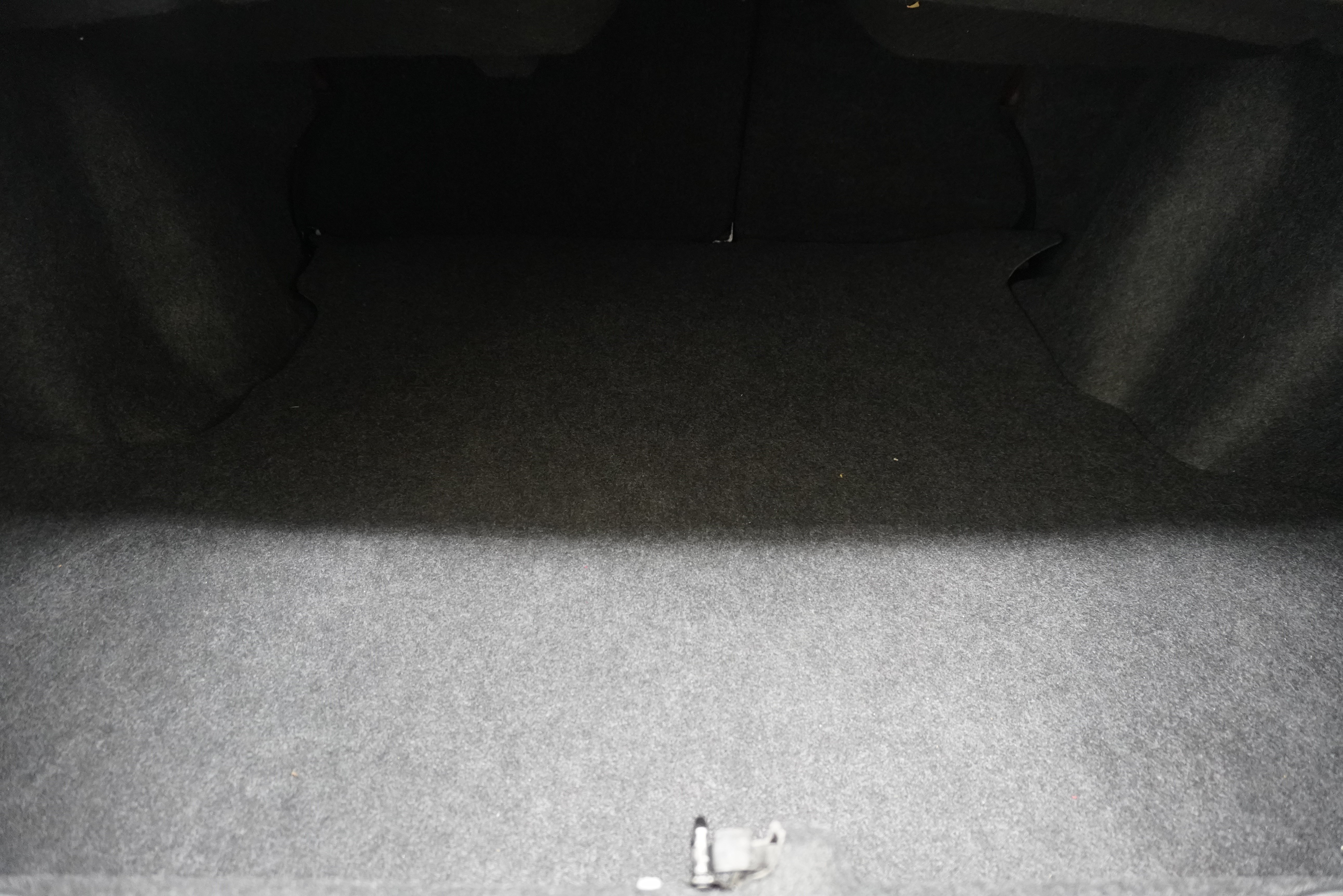 Used 2010 Chrysler Sebring Touring FWD image 20