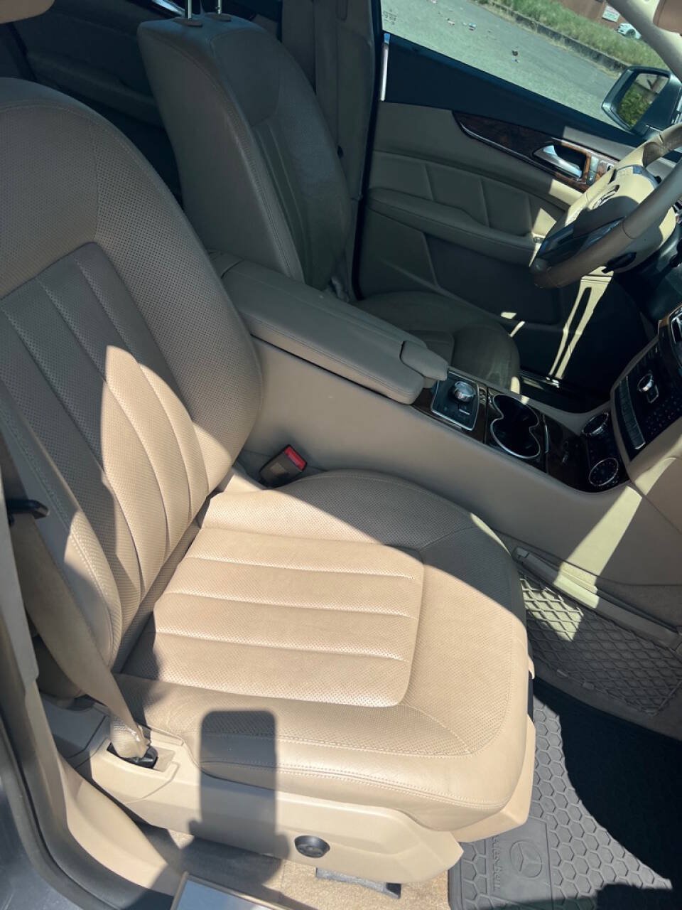 Used 2012 Mercedes-Benz CLS 550 image 17