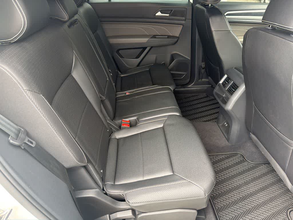 Used 2023 Volkswagen Atlas Cross Sport SEL AWD/4WD image 15