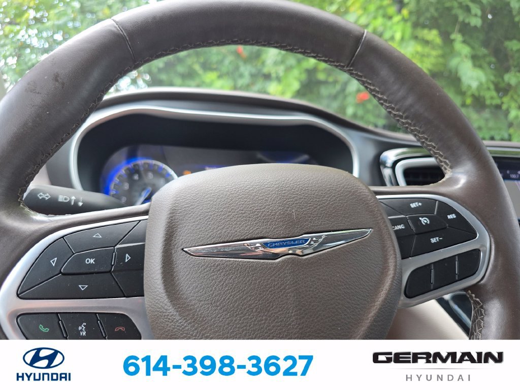 Used 2020 Chrysler Pacifica Touring-L Plus FWD image 22