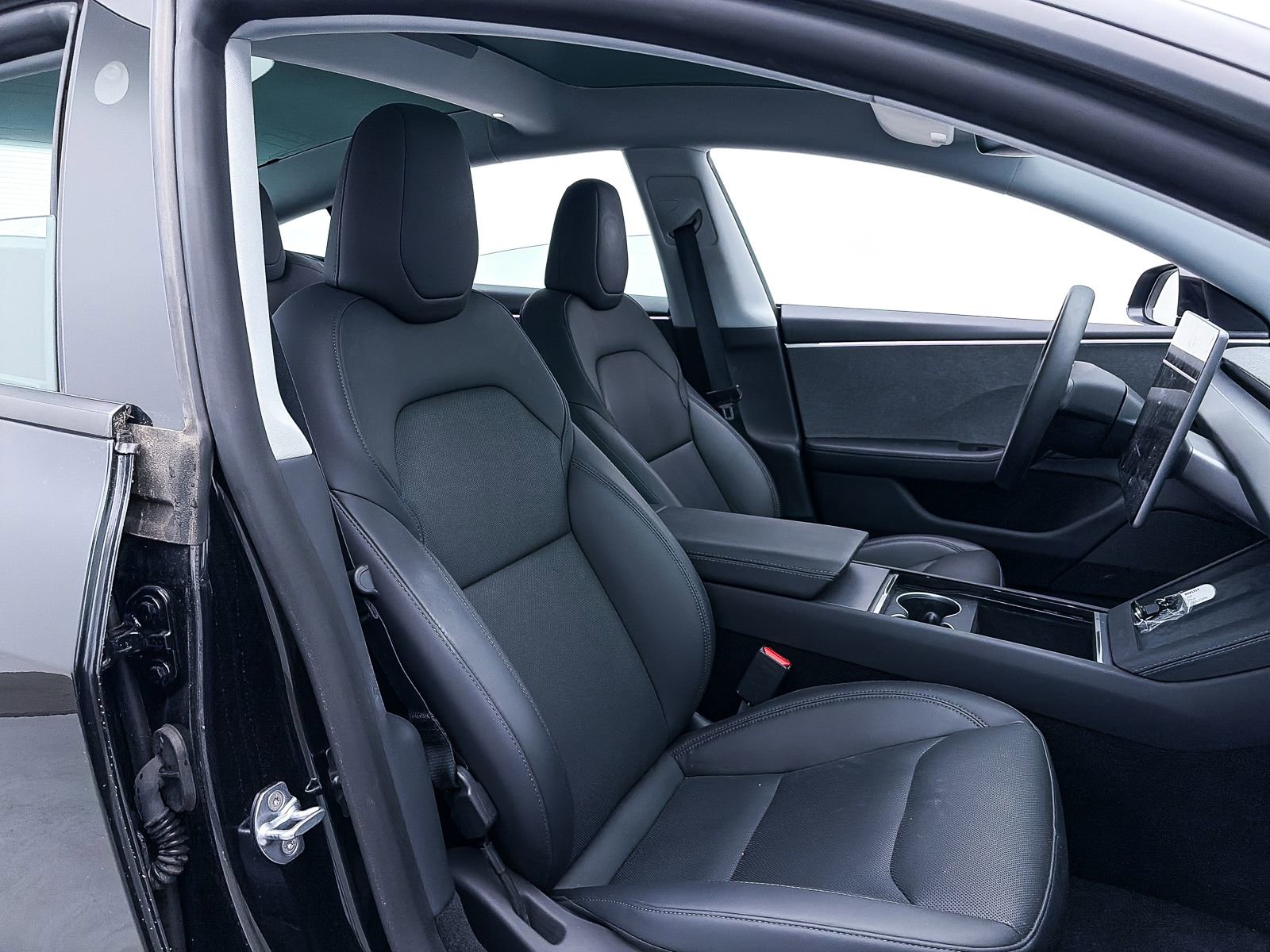 Used 2025 Tesla Model 3 Long Range image 30