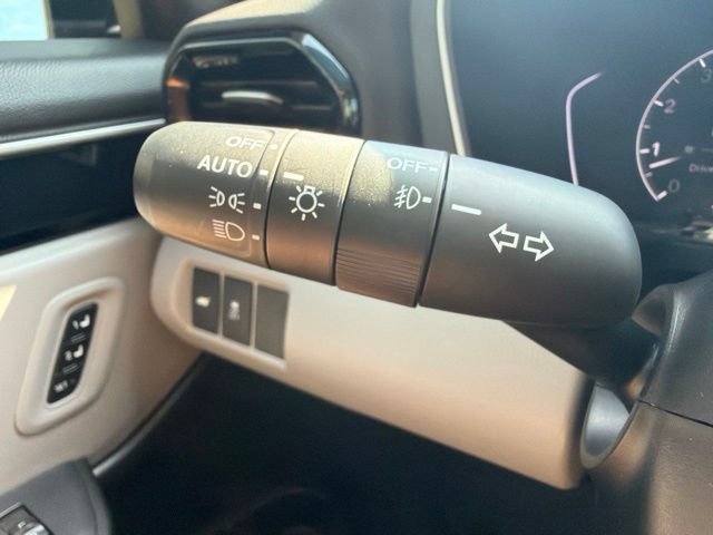 Used 2025 Honda Pilot Touring image 24