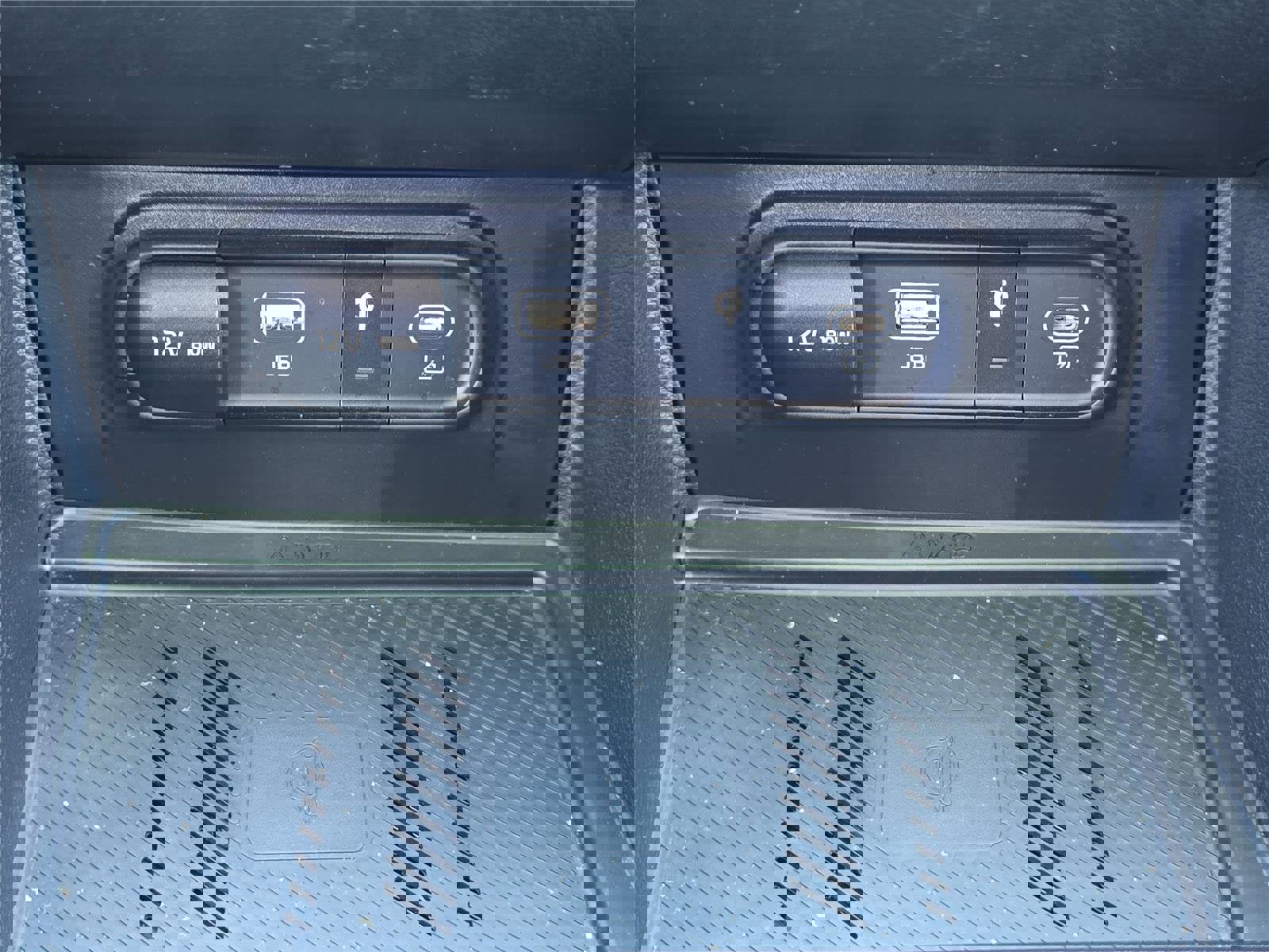 Used 2023 Kia Sportage SX image 21