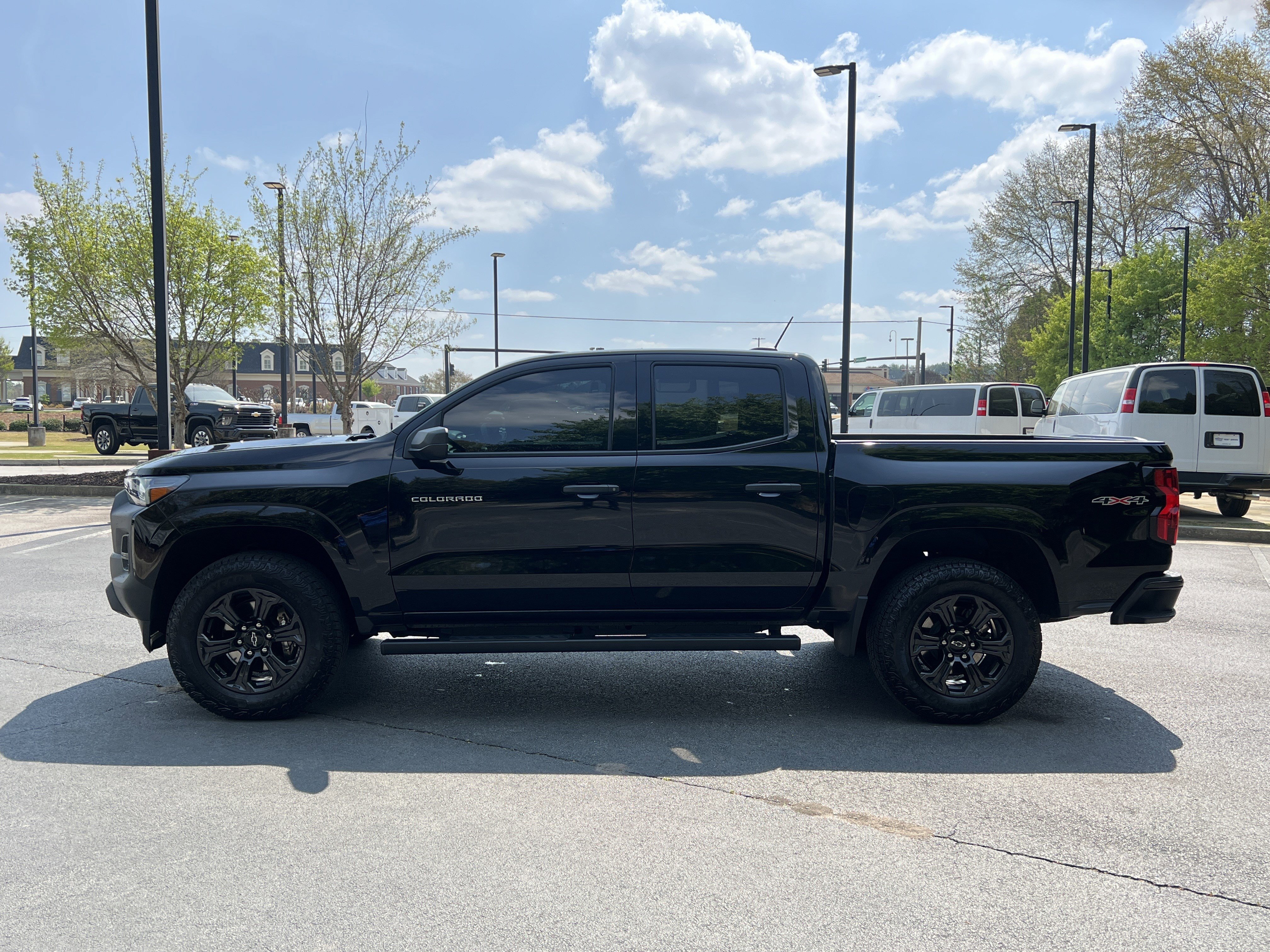Used 2025 Chevrolet Colorado W/T w/ Advanced Trailering Package image 6