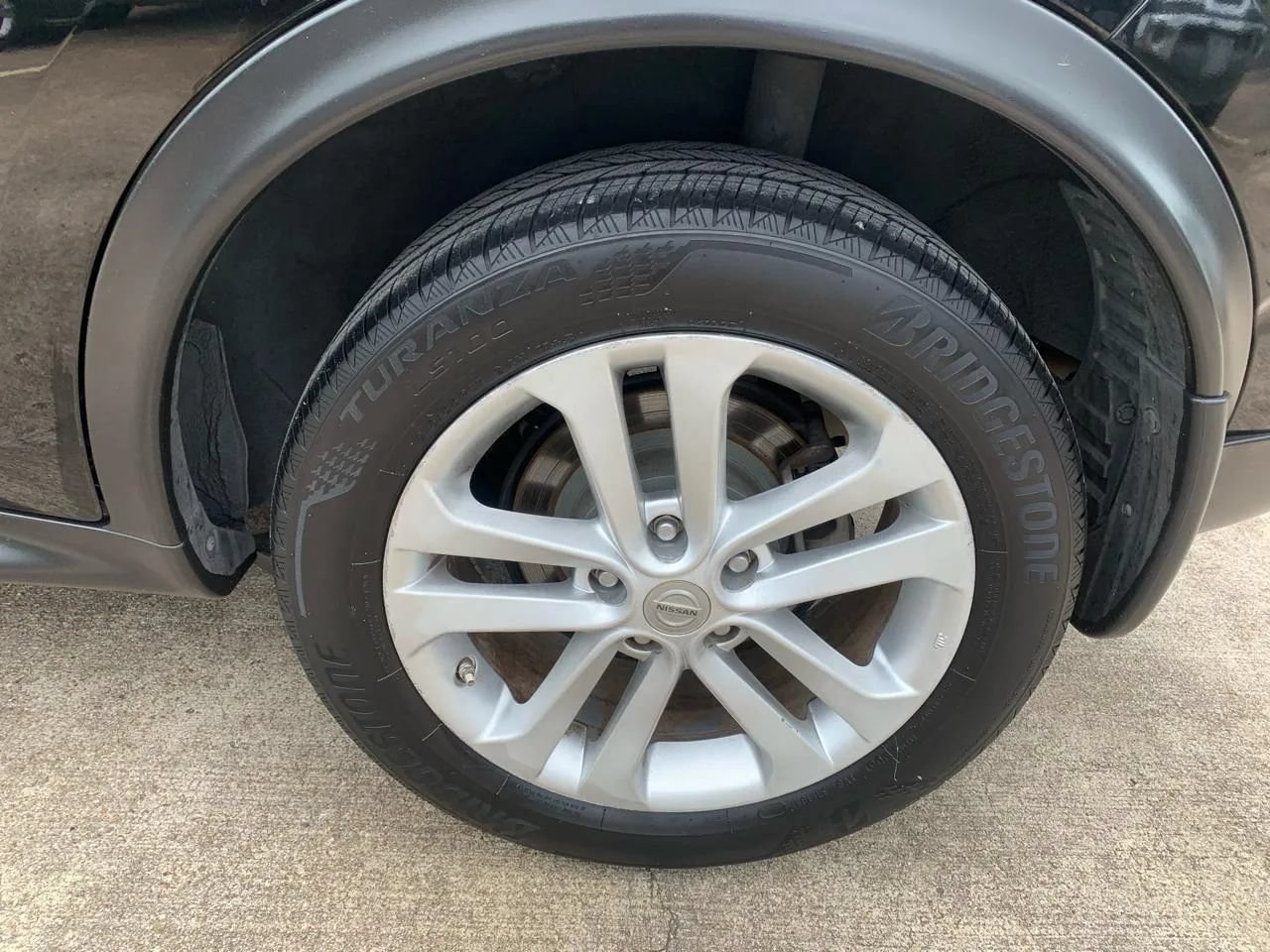 Used 2015 Nissan Juke S FWD image 22