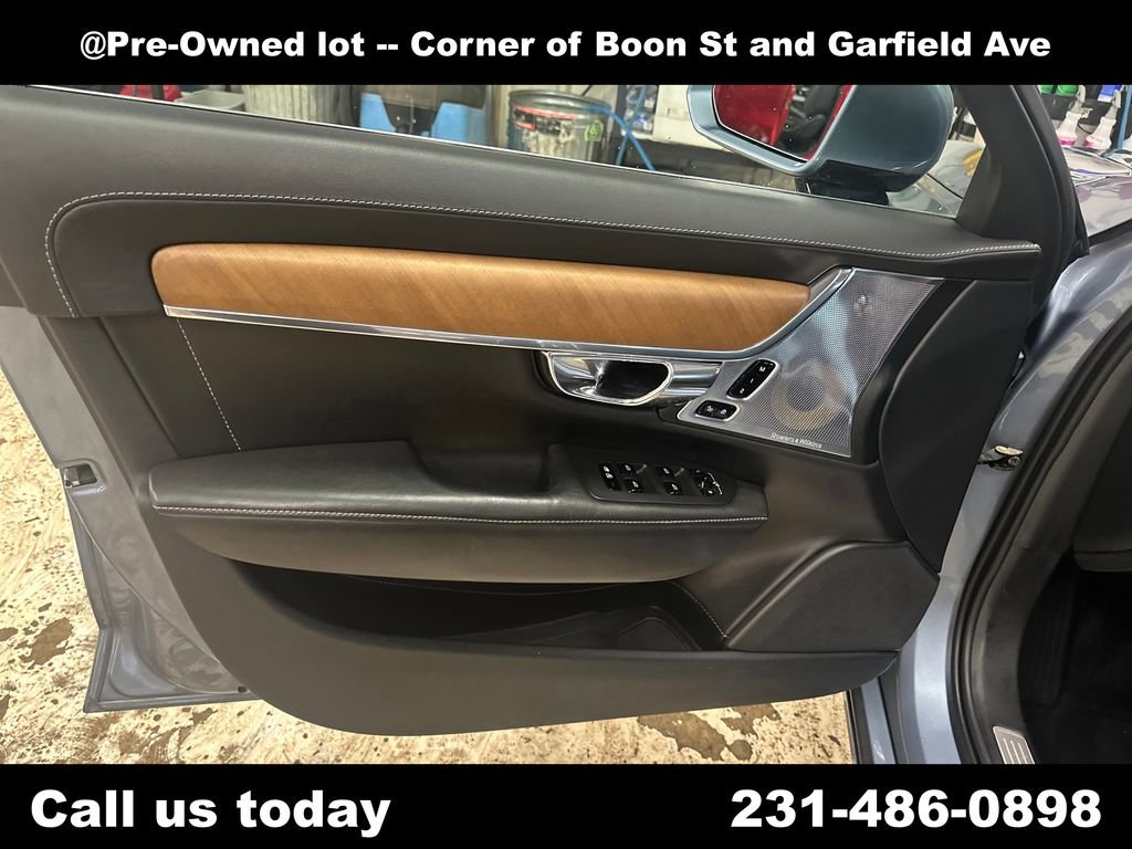 Used 2017 Volvo S90 T6 Inscription w/ Vision Package AWD/4WD image 14