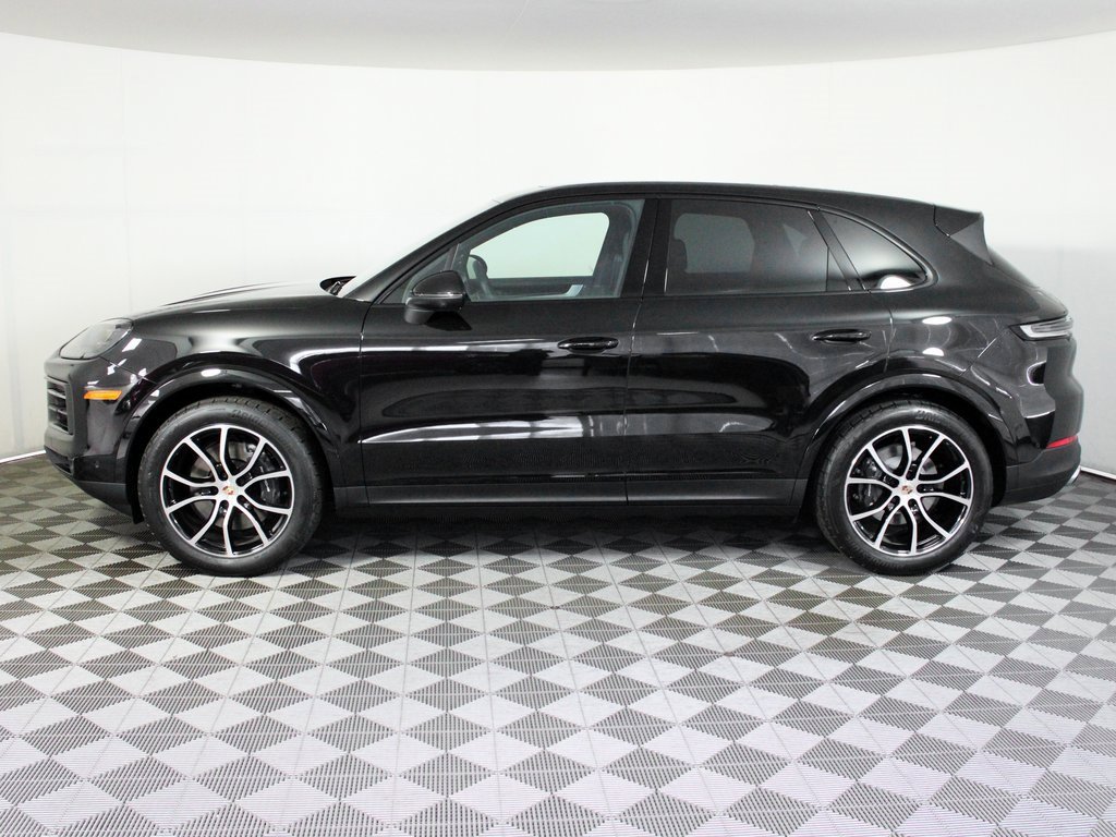 New 2026 Porsche Cayenne image 2