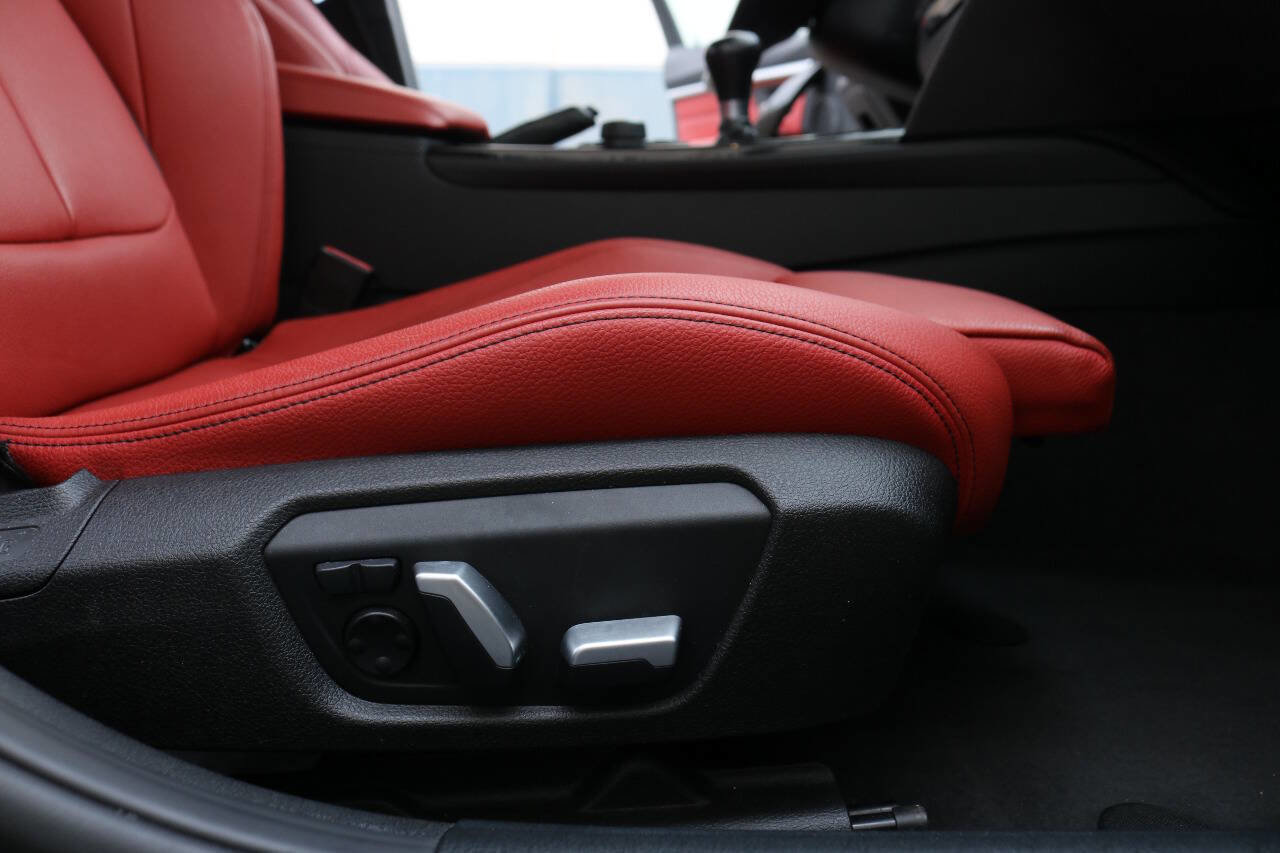 Used 2016 BMW 340i Sedan image 28