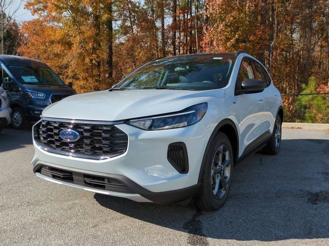 New 2025 Ford Escape ST-Line w/ Equipment Group 301A image 8