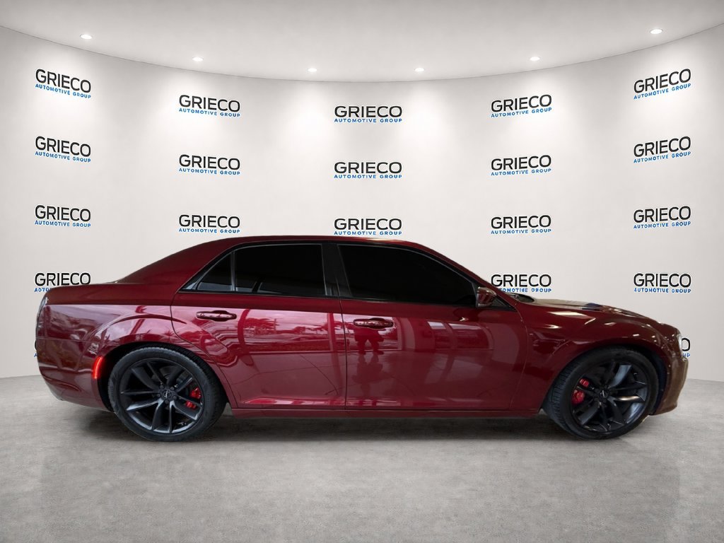 Used 2023 Chrysler 300 C RWD image 7