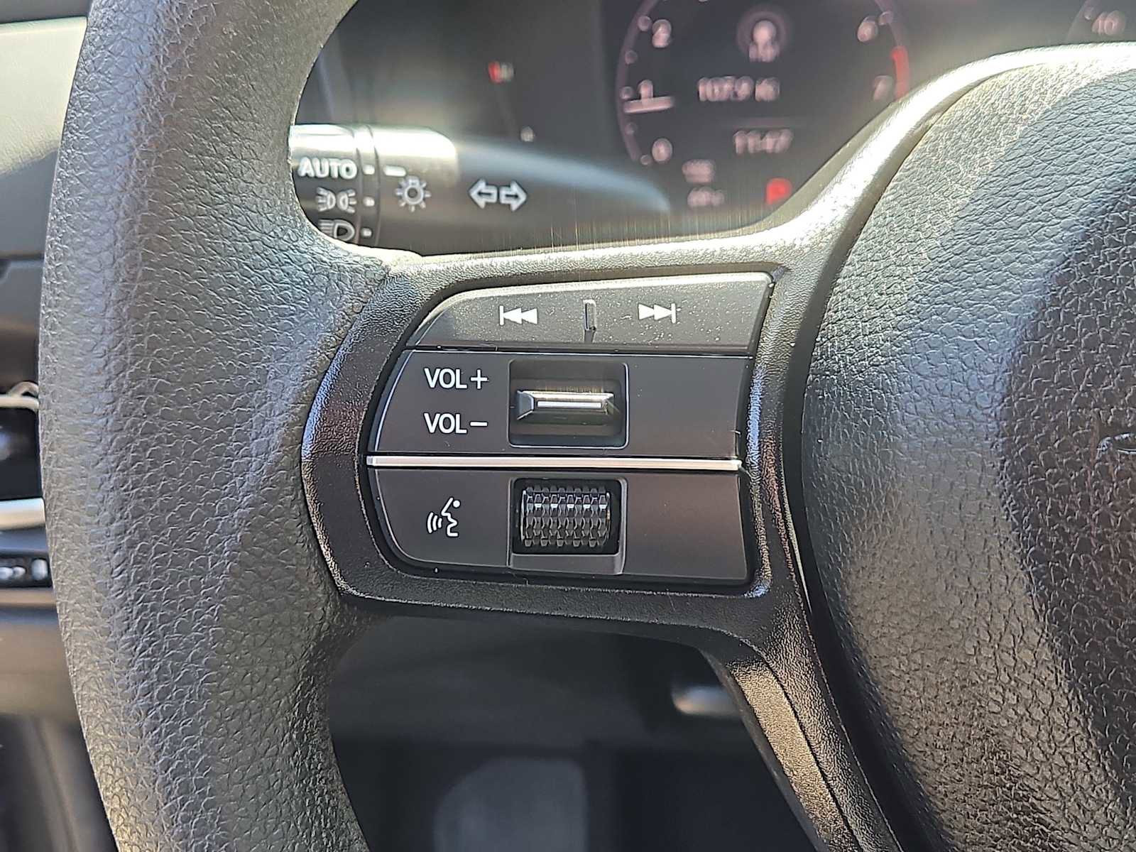 Used 2023 Honda Accord EX image 22