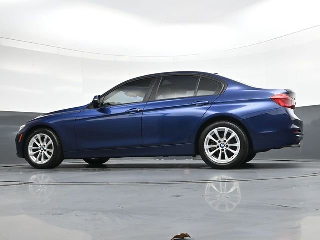 Used 2017 BMW 320i xDrive Sedan image 35