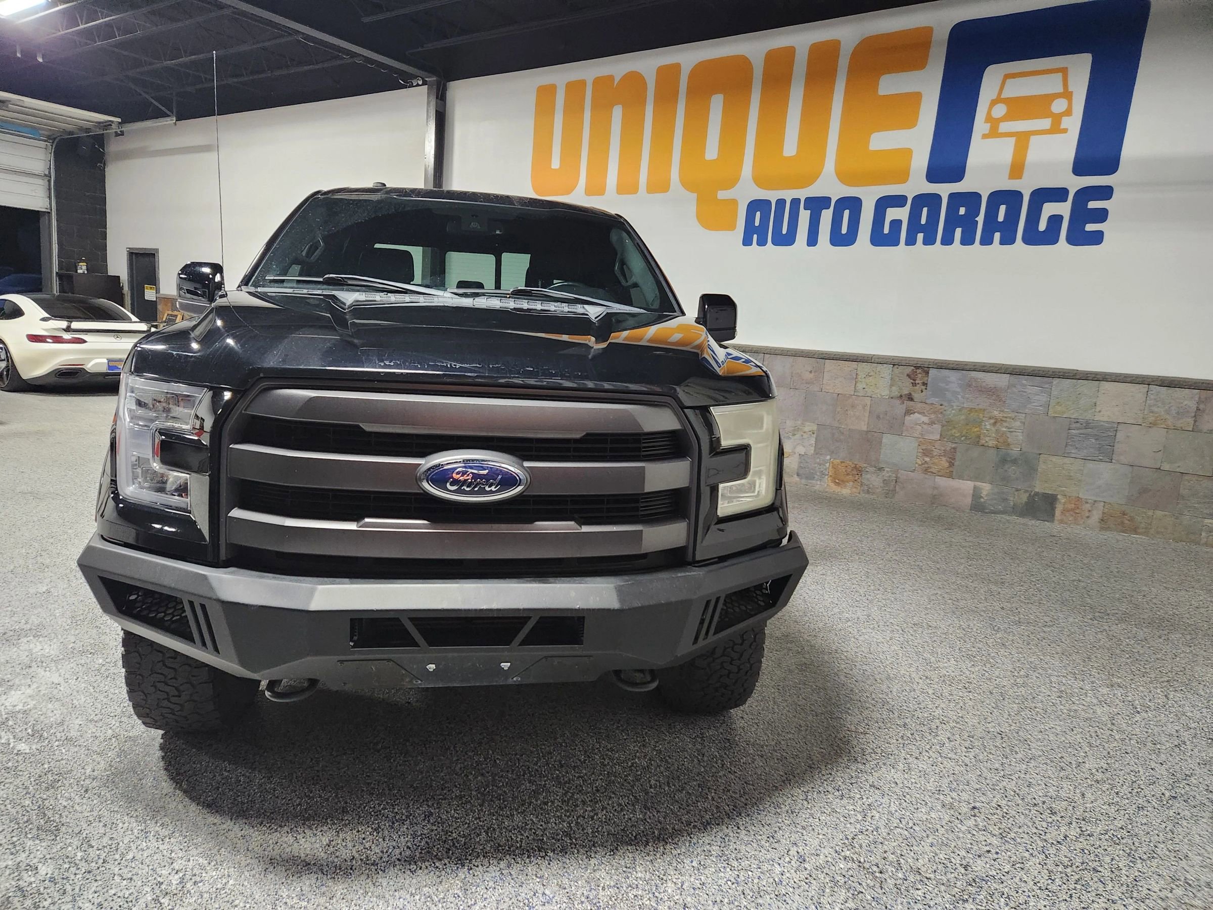 Used 2017 Ford F150 Lariat w/ Equipment Group 502A Luxury image 15