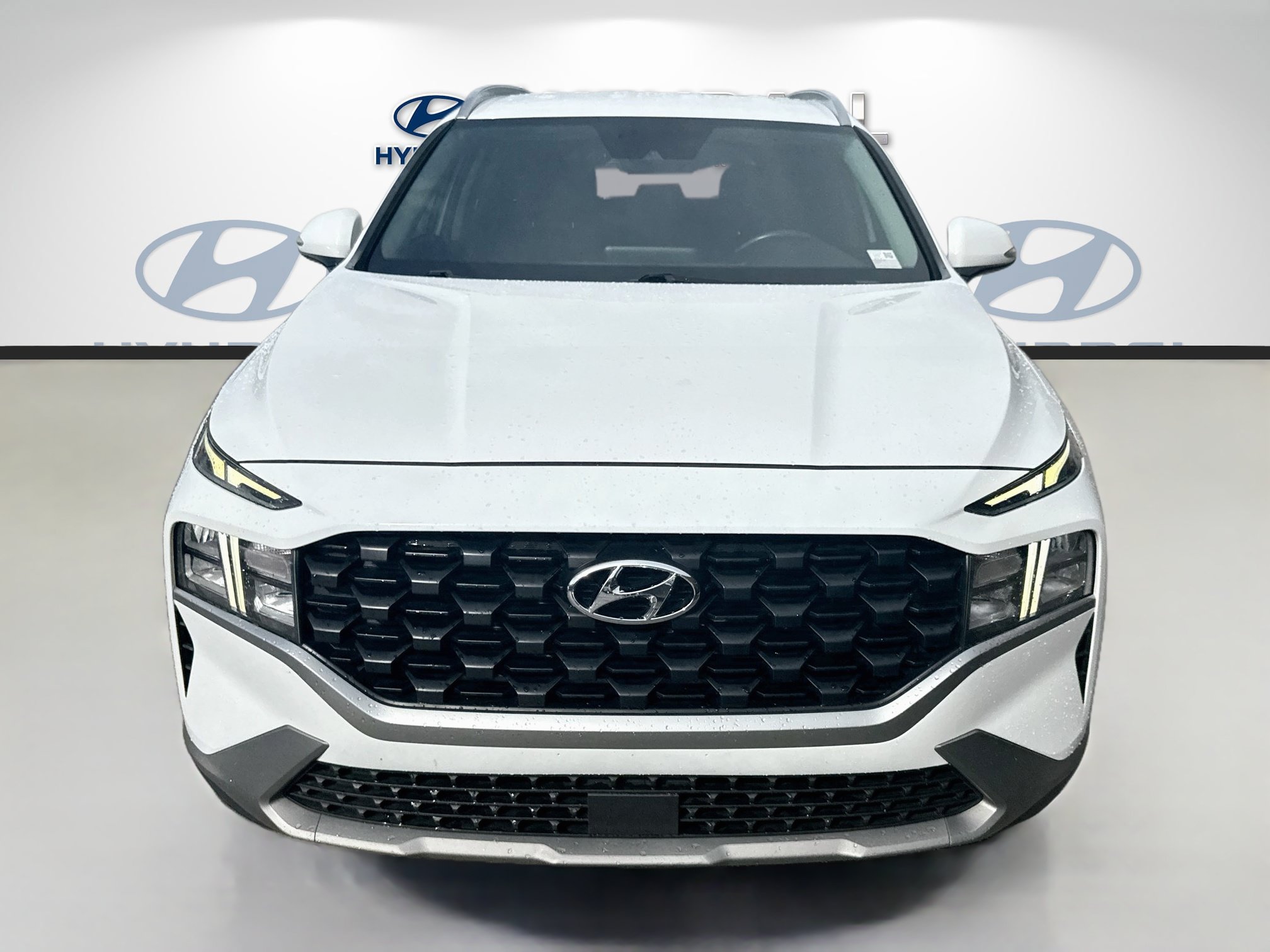 Used 2023 Hyundai Santa Fe SEL FWD image 2