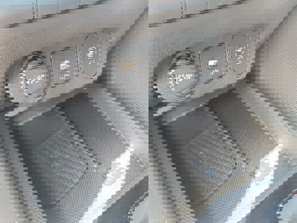 New 2025 Hyundai Elantra N Line image 29