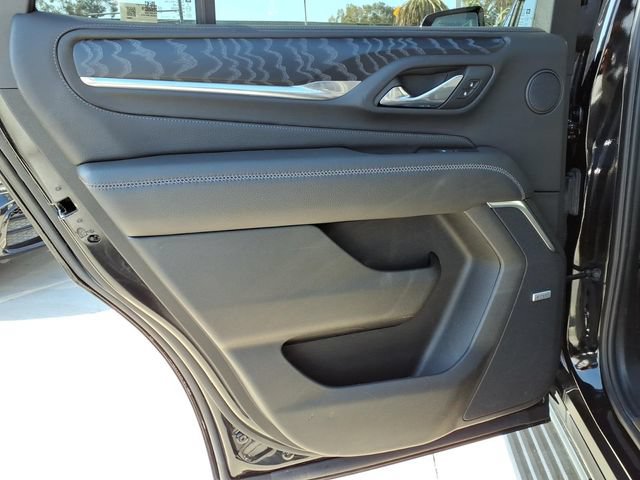 Used 2024 GMC Yukon Denali AWD/4WD image 15