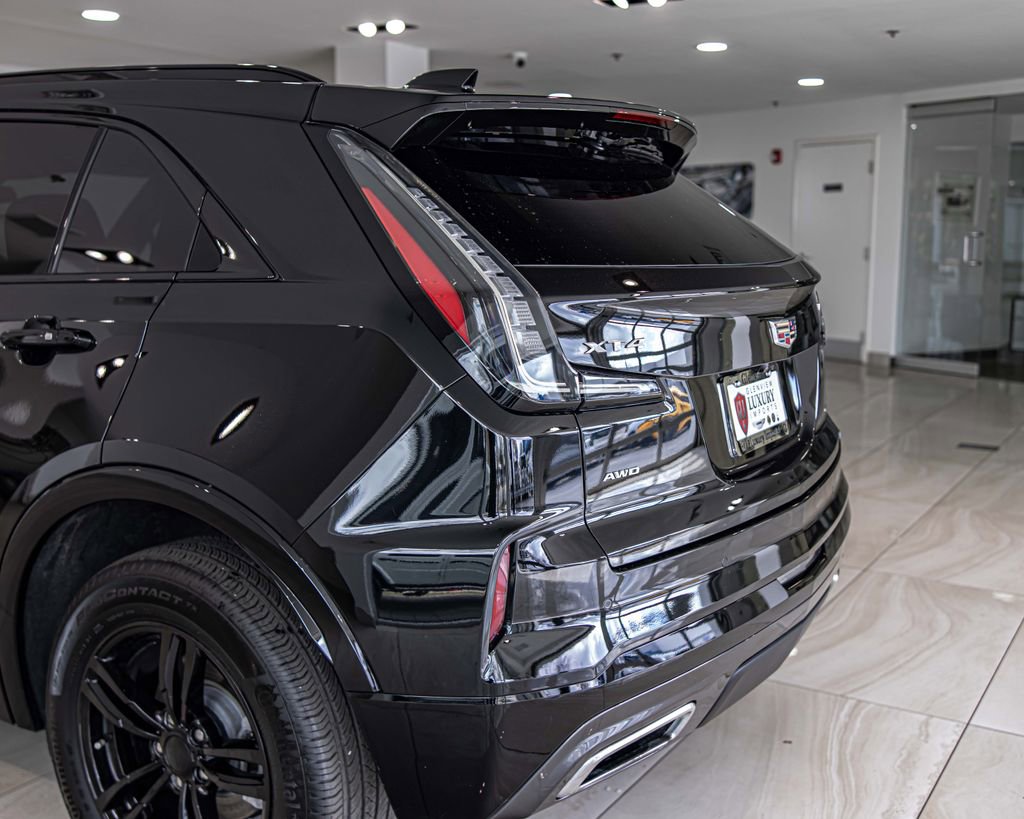 Used 2025 Cadillac XT4 Sport image 15