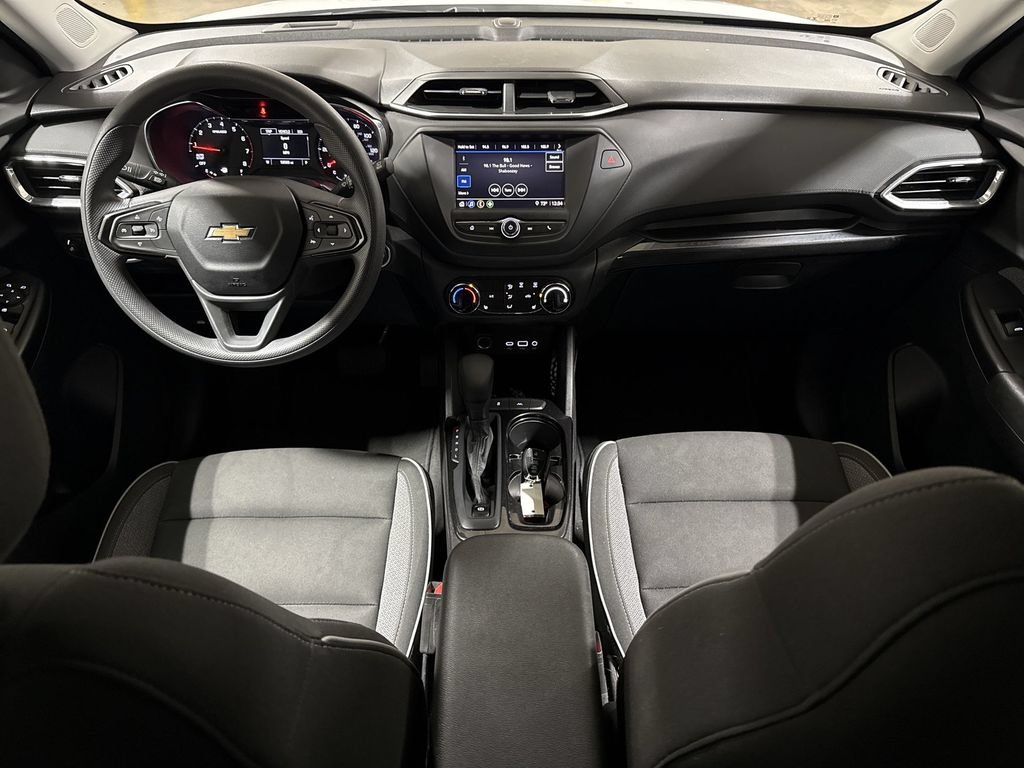 Used 2021 Chevrolet TrailBlazer LT FWD image 10