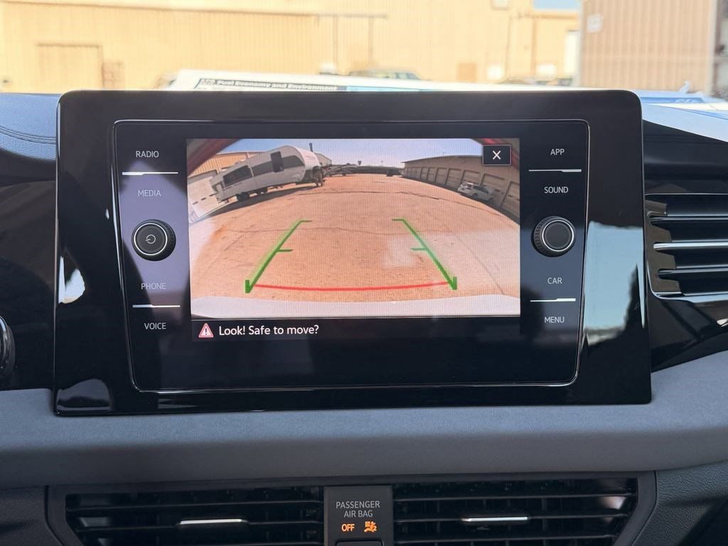 New 2026 Volkswagen Jetta SE FWD image 4