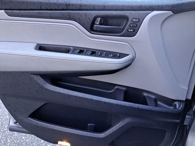 Certified 2024 Honda Odyssey EX-L image 18