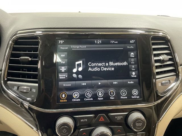 Used 2021 Jeep Grand Cherokee Limited image 16