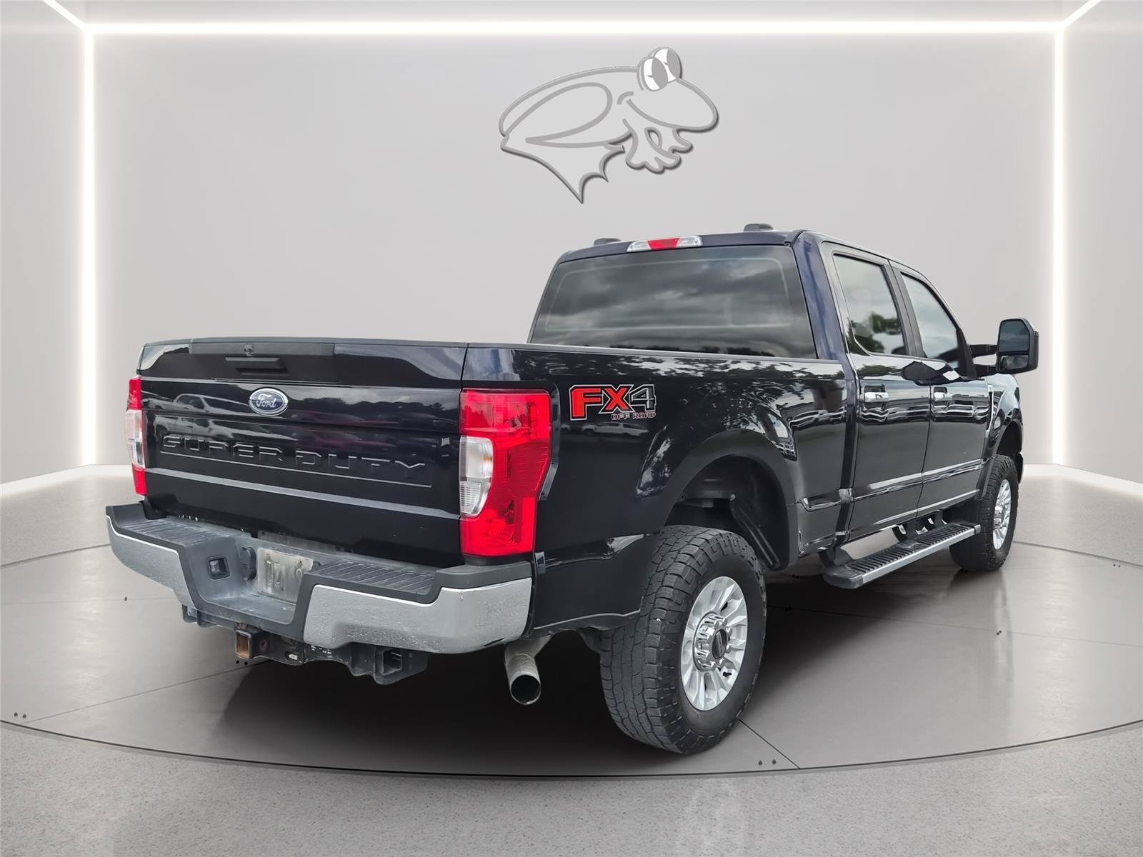 Used 2021 Ford F250 XL w/ STX Appearance Package AWD/4WD image 5