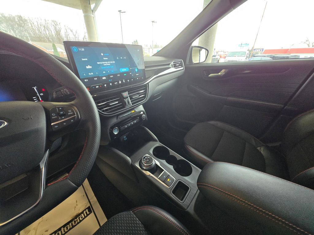 Used 2023 Ford Escape ST-Line w/ Tech Pack #1 image 17