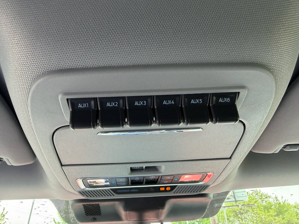 New 2026 Ford F350 Lariat AWD/4WD image 11