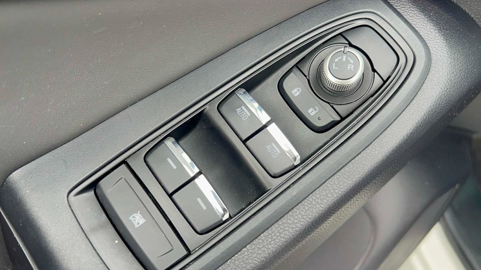 Used 2023 Subaru Ascent Onyx Edition image 17