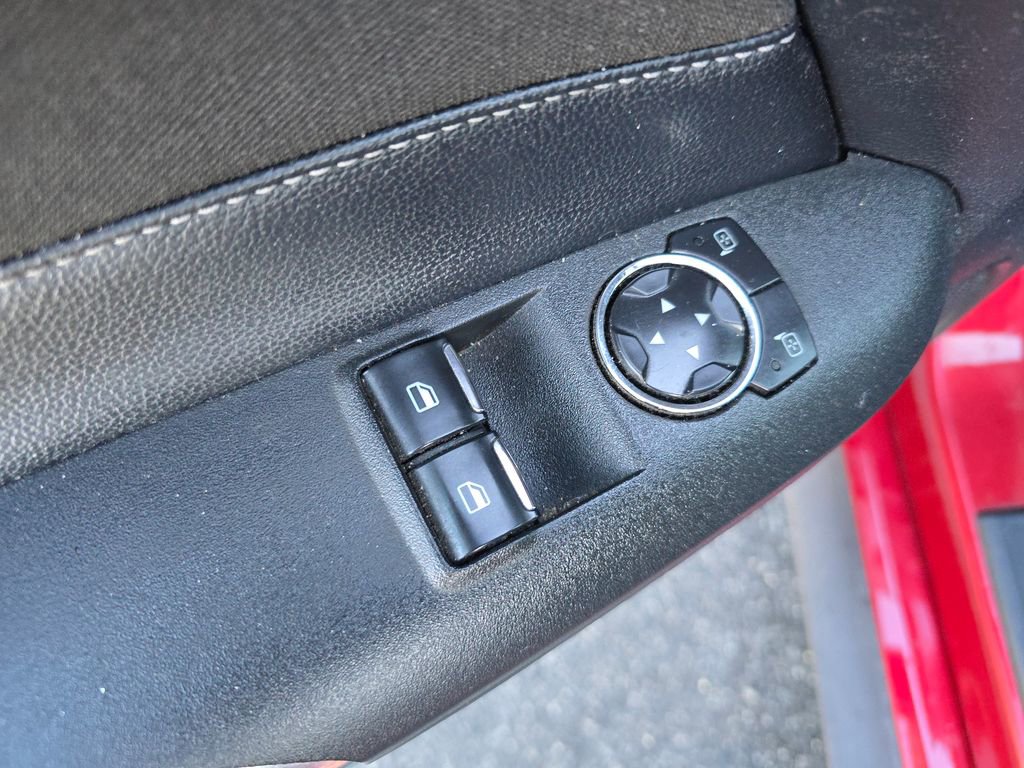 Used 2019 Ford Mustang Coupe image 17