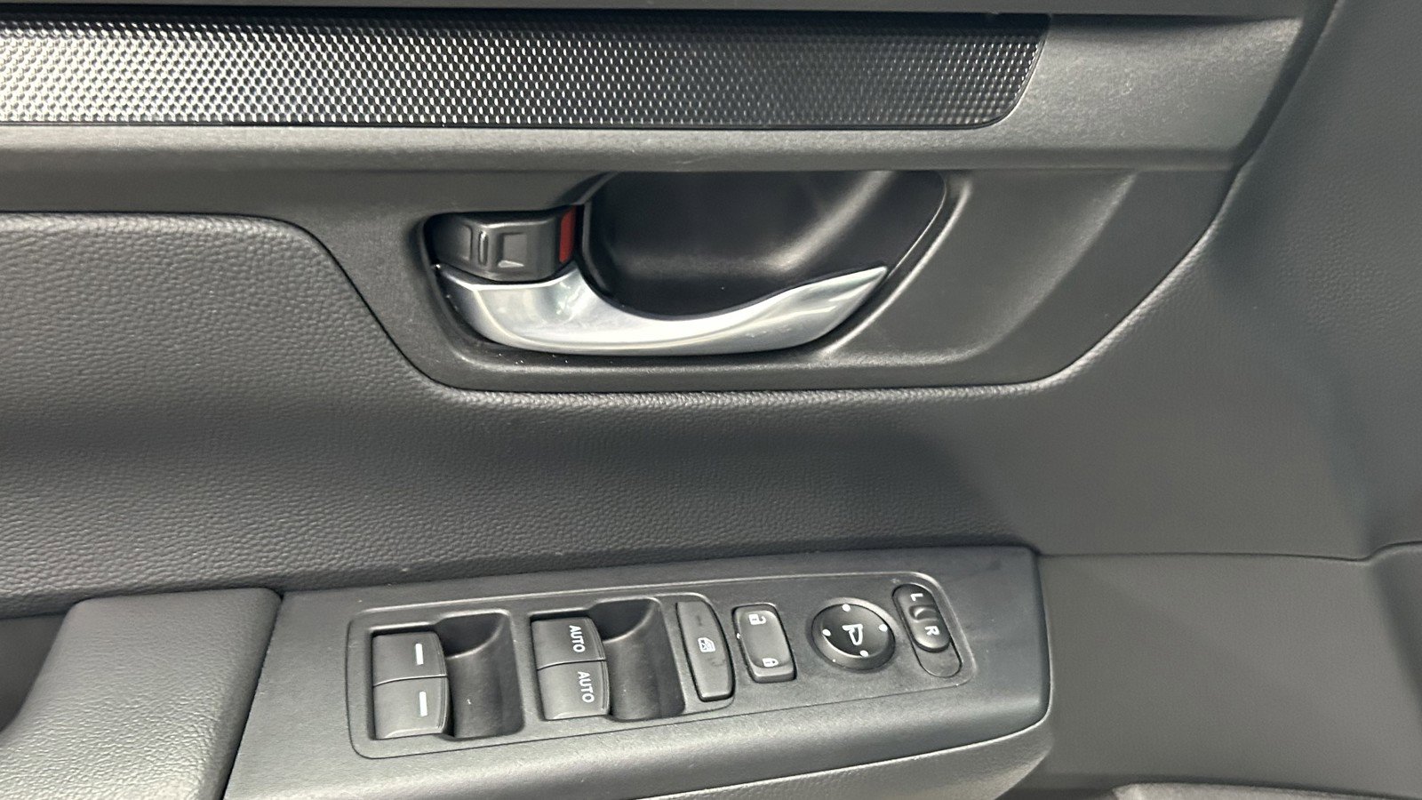 Used 2023 Honda CR-V Sport image 10